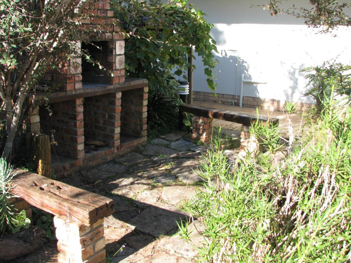 Kaiser's B&B Grahamstown Exterior foto
